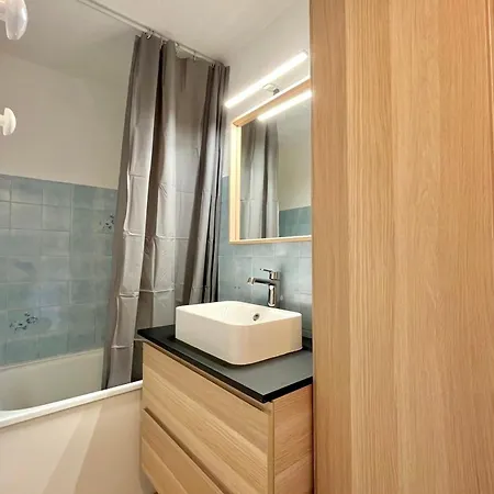 With Terrace And View On The Mont Blanc Apartment